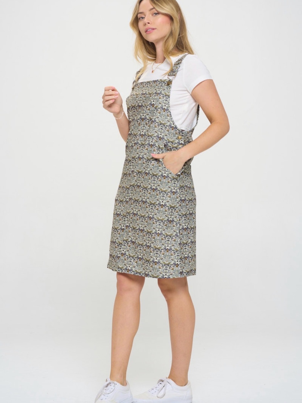 SM WARDROBE BEE/ Bird’s/ Mushrooms FLORAL PRINT CORDUROY DRESS